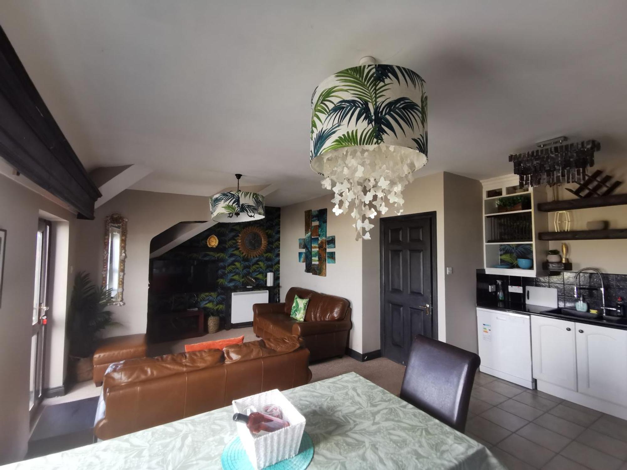 דירות Palm Cove Bundoran Luxurious Sea View Balcony Free Wifi Netflix Sleeps 5 מראה חיצוני תמונה